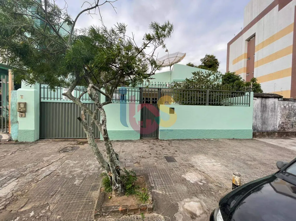 Casa, 2 quartos, 225 m² - Foto 1