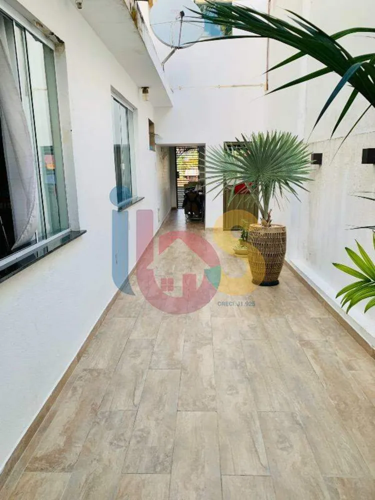 Casa, 3 quartos, 246 m² - Foto 11