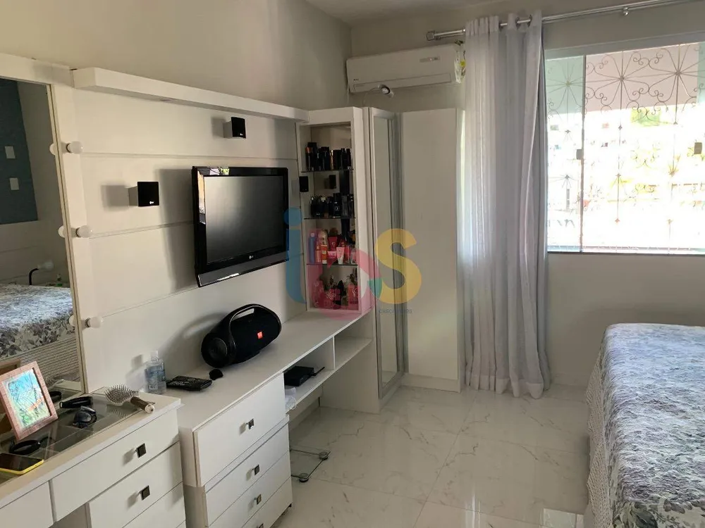 Casa, 3 quartos, 246 m² - Foto 7