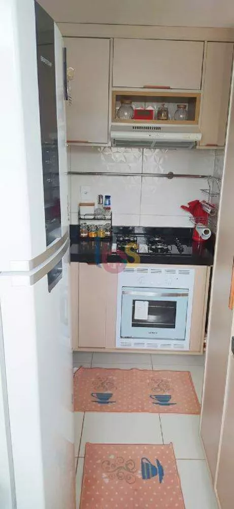 Apartamento à venda com 3 quartos, 69m² - Foto 12