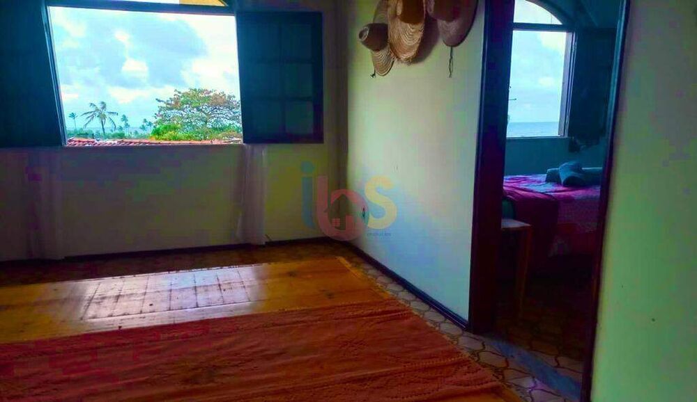 Casa à venda com 5 quartos, 231m² - Foto 2