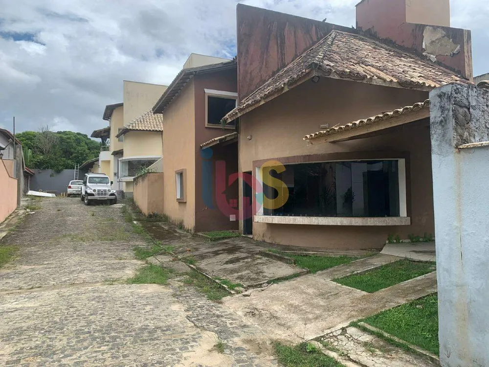Casa, 6 quartos, 231 m² - Foto 1
