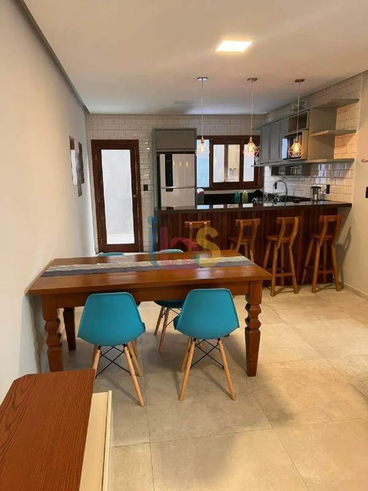 Casa, 4 quartos, 155 m² - Foto 1