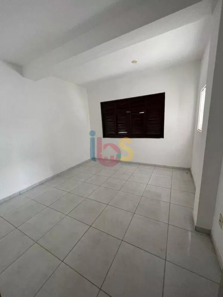 Casa à venda com 3 quartos, 150m² - Foto 2