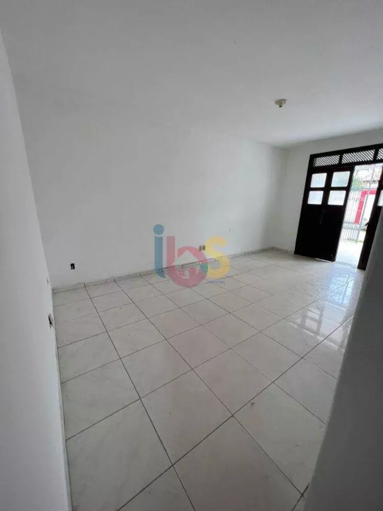 Casa à venda com 3 quartos, 150m² - Foto 3