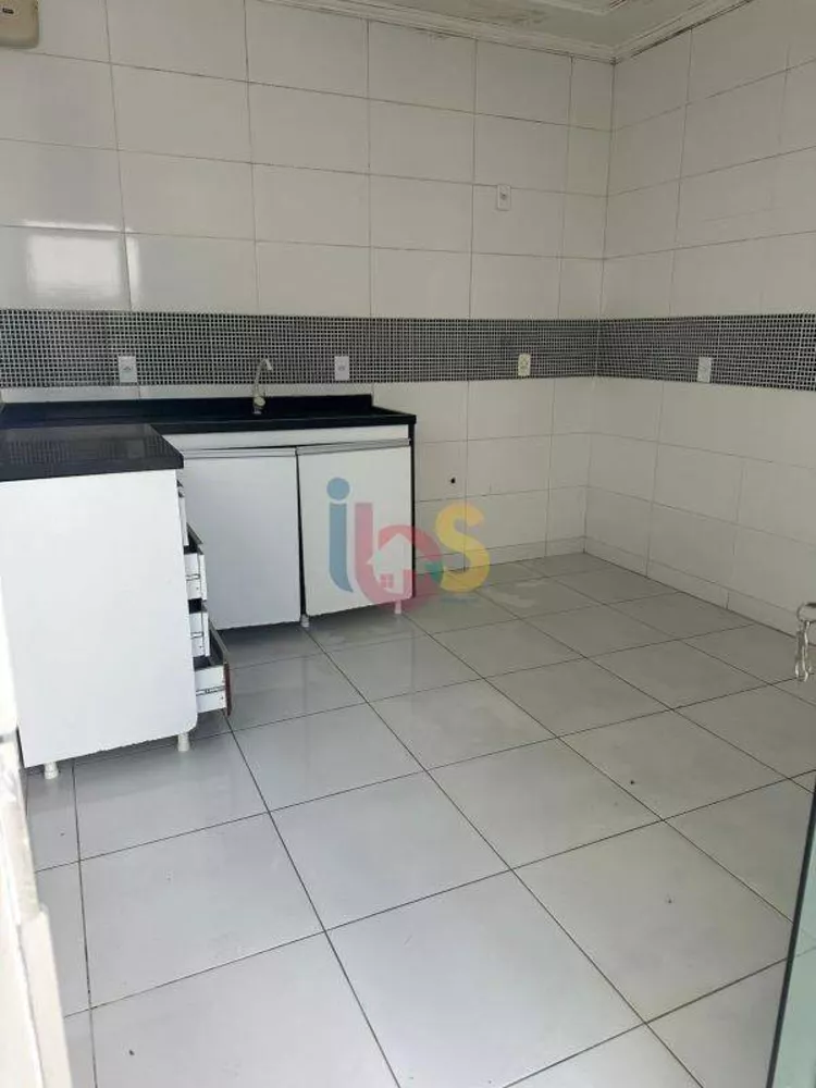 Casa à venda com 2 quartos, 55m² - Foto 4