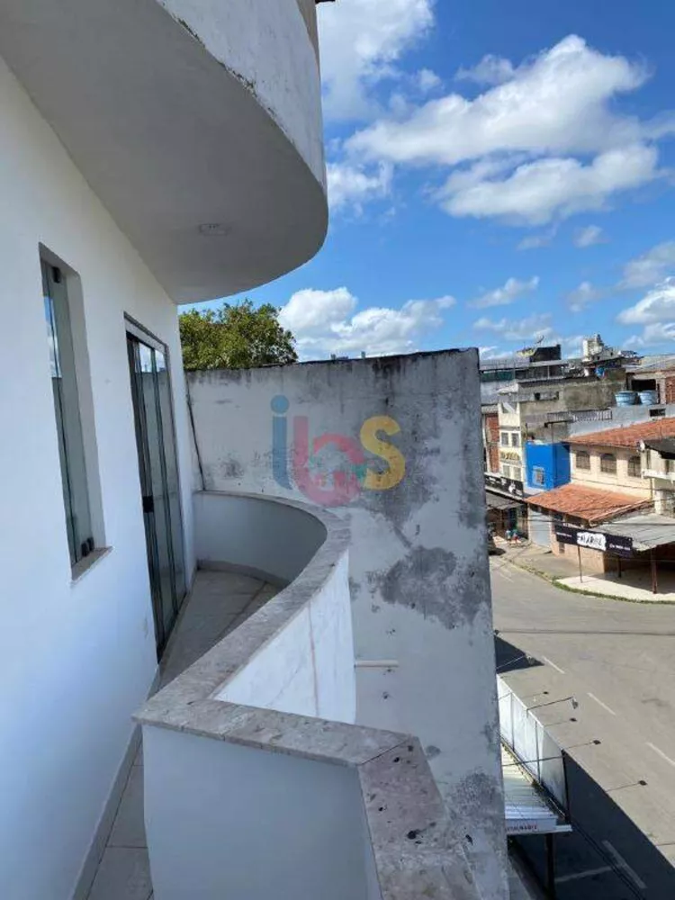 Apartamento à venda com 2 quartos, 80m² - Foto 1