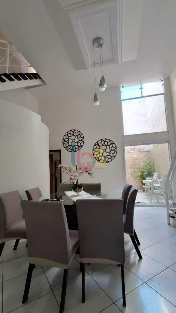 Casa, 3 quartos, 194 m² - Foto 6