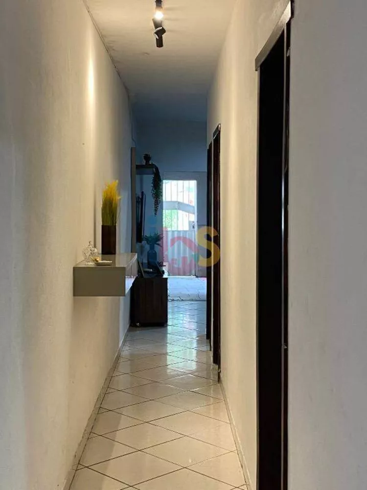 Casa à venda com 4 quartos, 130m² - Foto 4