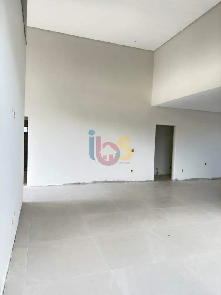 Casa, 4 quartos, 245 m² - Foto 3
