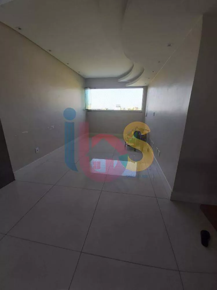 Cobertura à venda com 4 quartos, 180m² - Foto 1