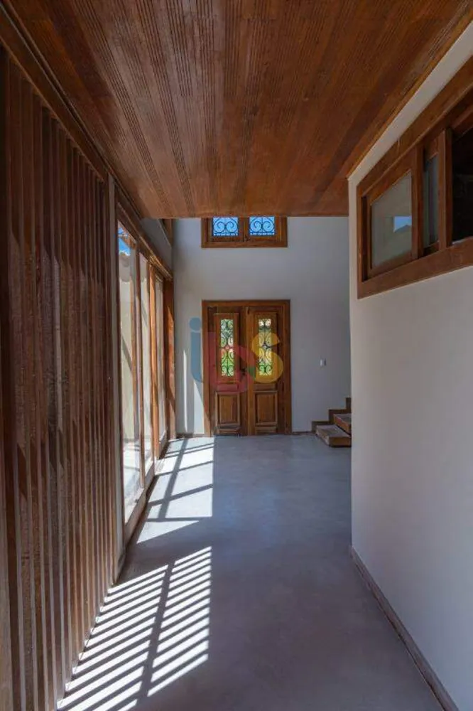 Casa, 5 quartos, 212 m² - Foto 4