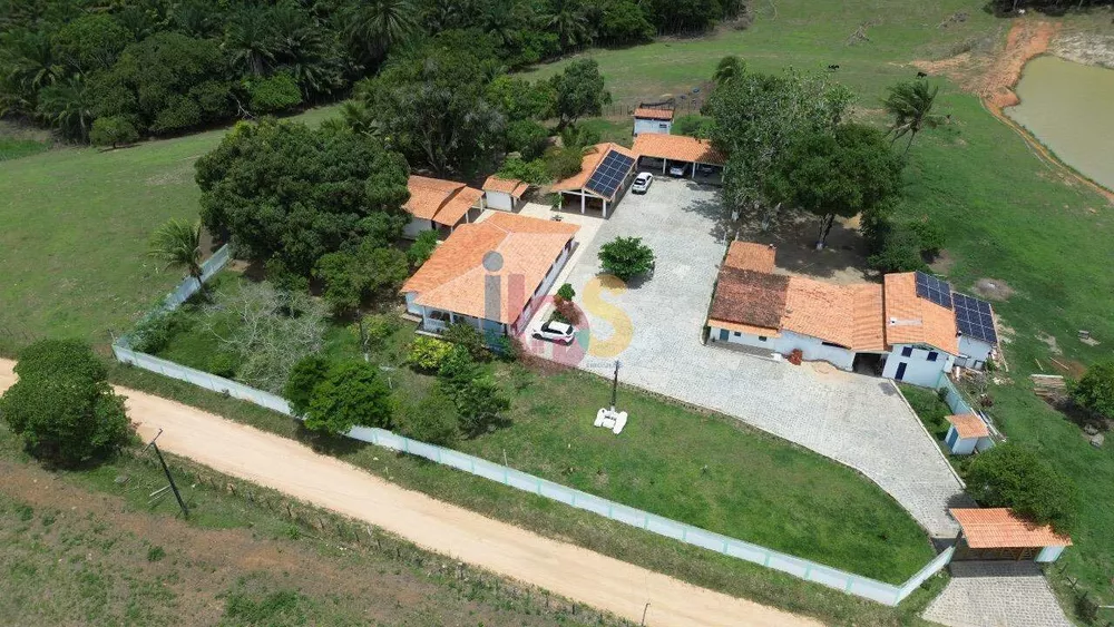 Fazenda à venda com 3 quartos, 2370000m² - Foto 1