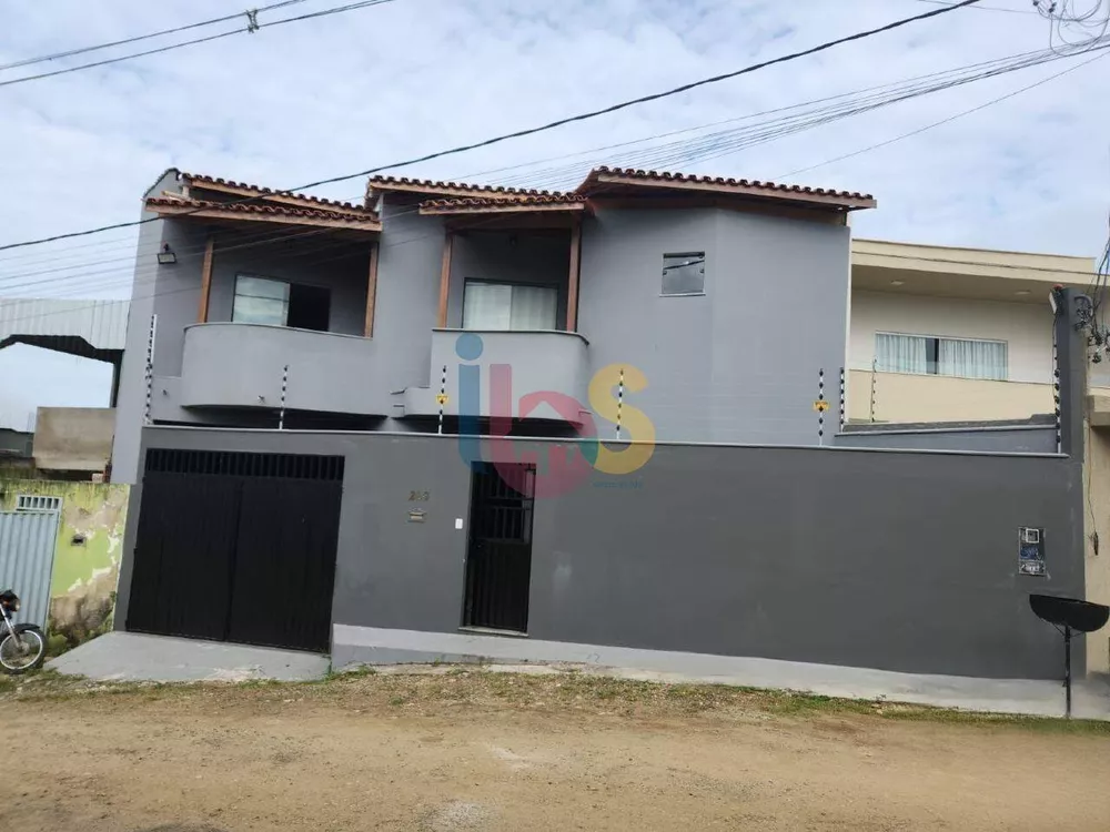 Casa à venda com 3 quartos, 166m² - Foto 1