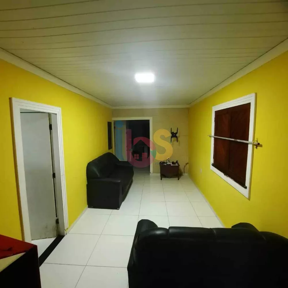 Casa à venda com 3 quartos, 270m² - Foto 2