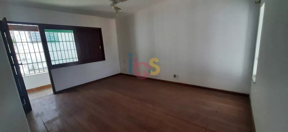 Casa à venda com 6 quartos, 800m² - Foto 10