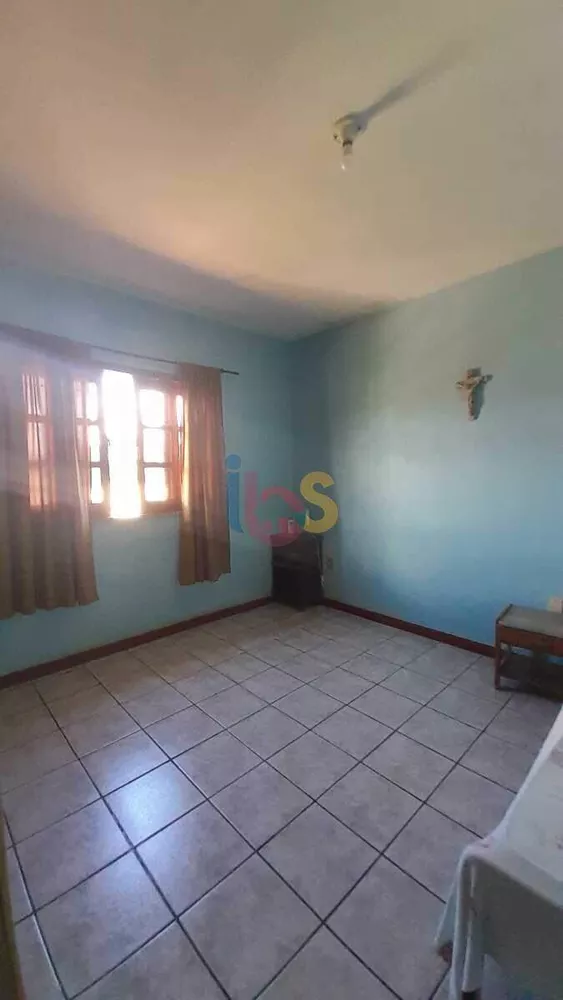 Casa à venda com 3 quartos, 500m² - Foto 3