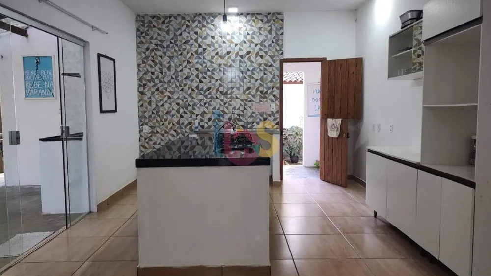 Casa, 4 quartos, 1000 m² - Foto 2