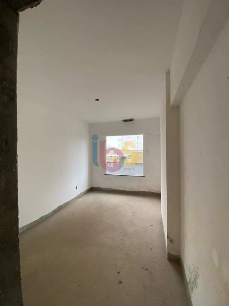 Apartamento à venda com 3 quartos, 141m² - Foto 7