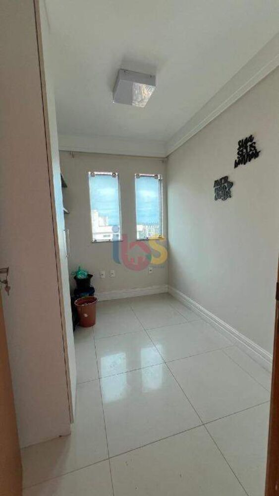 Cobertura, 4 quartos, 186 m² - Foto 3