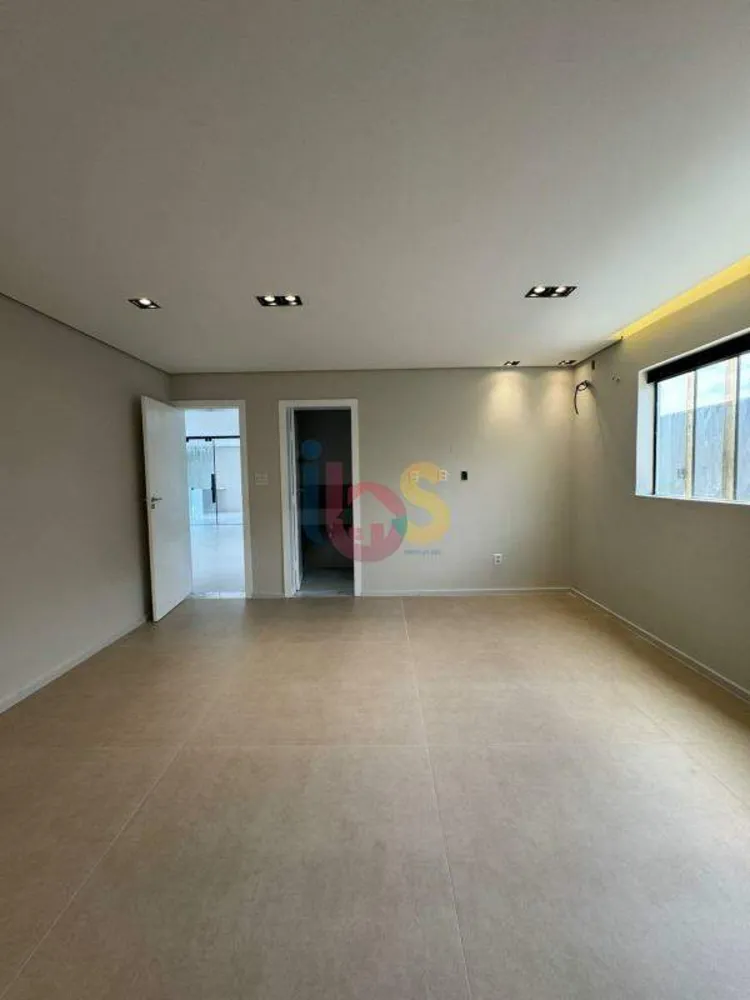 Casa, 4 quartos, 768 m² - Foto 3
