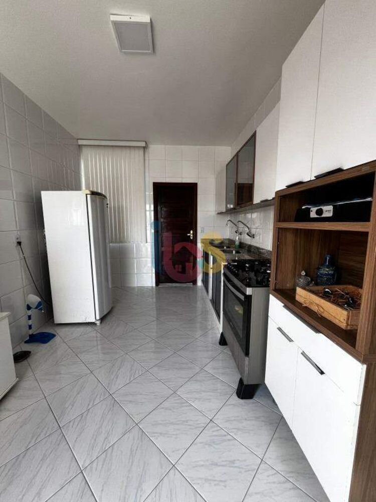 Apartamento à venda com 2 quartos, 160m² - Foto 12