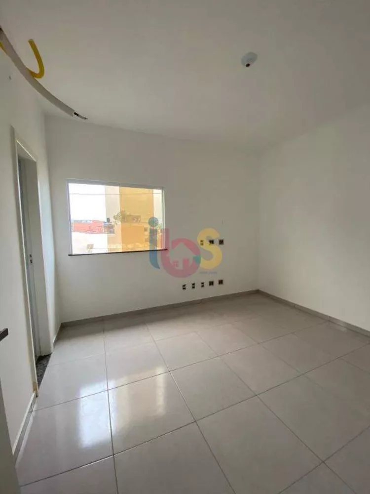 Casa à venda com 3 quartos, 150m² - Foto 4