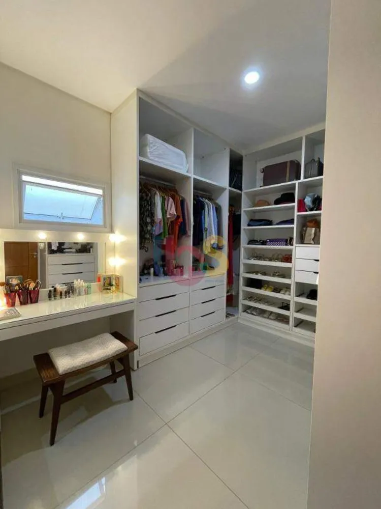 Casa, 4 quartos, 300 m² - Foto 1