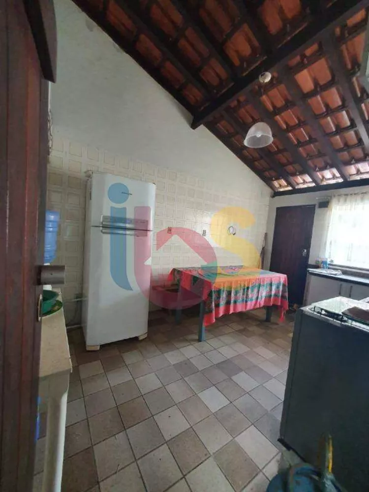 Casa à venda com 4 quartos, 250m² - Foto 5