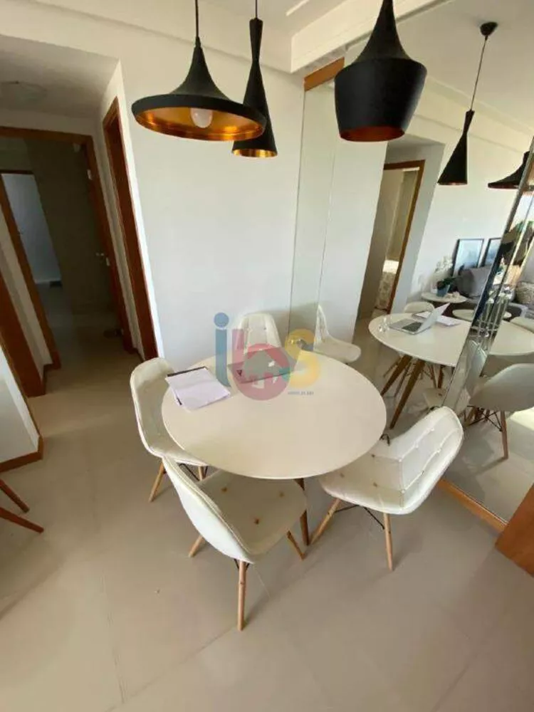 Apartamento à venda com 2 quartos, 68m² - Foto 3