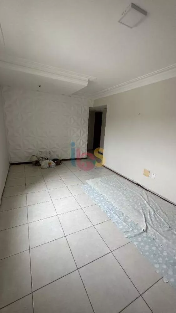 Apartamento à venda com 1 quarto, 80m² - Foto 2