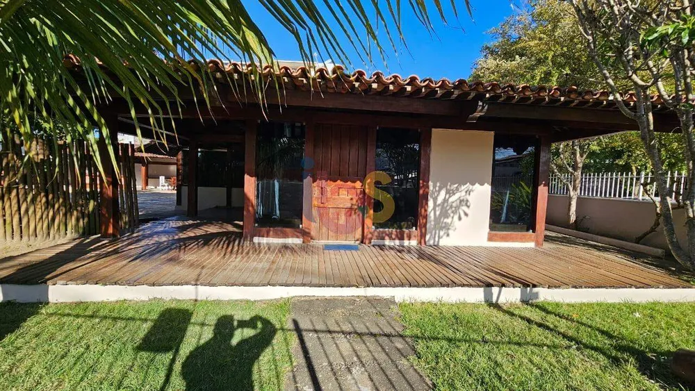 Casa, 2 quartos, 339 m² - Foto 1