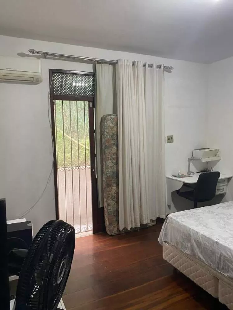 Apartamento à venda com 3 quartos, 190m² - Foto 5