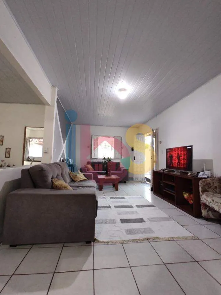 Casa, 4 quartos, 97 m² - Foto 1