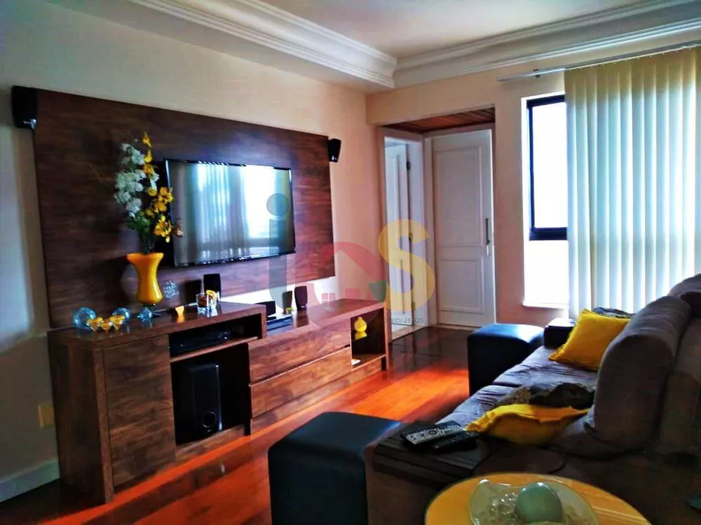 Apartamento à venda com 4 quartos, 212m² - Foto 3