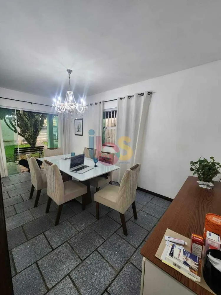 Casa, 3 quartos, 260 m² - Foto 2