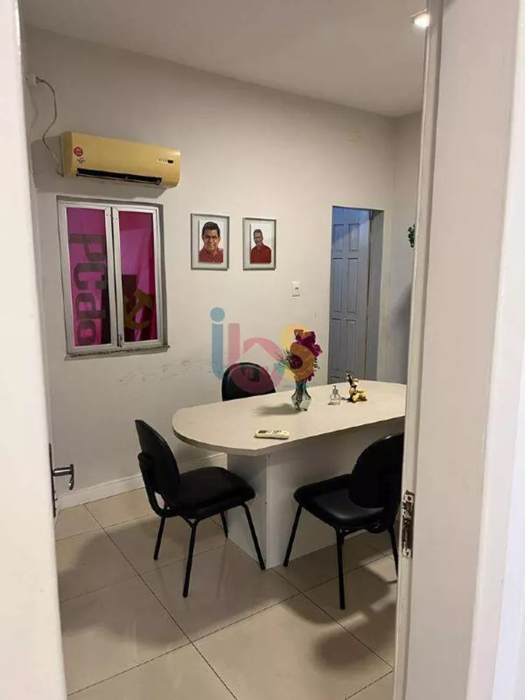 Casa à venda com 3 quartos, 110m² - Foto 4