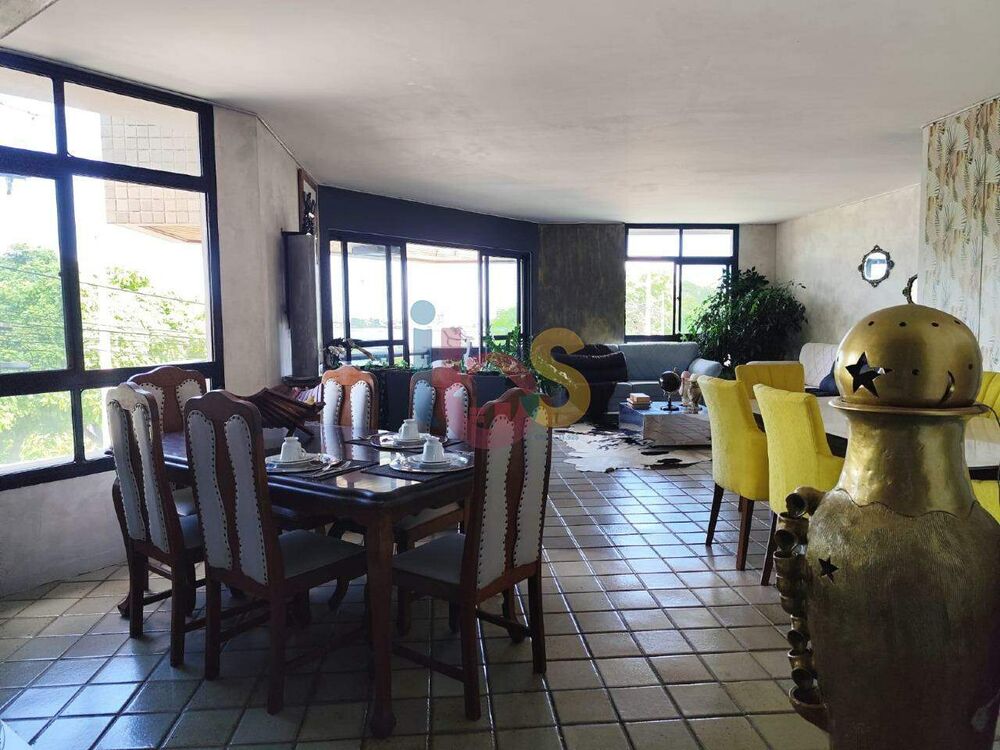Apartamento à venda com 4 quartos, 195m² - Foto 4