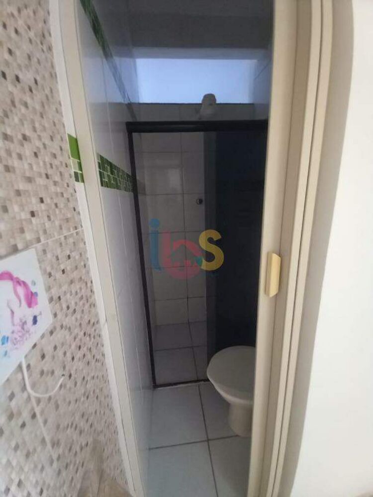 Casa à venda com 5 quartos, 180m² - Foto 4
