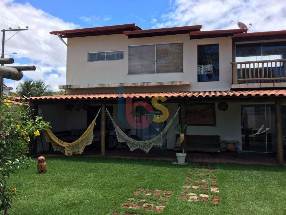 Casa à venda com 3 quartos, 276m² - Foto 4