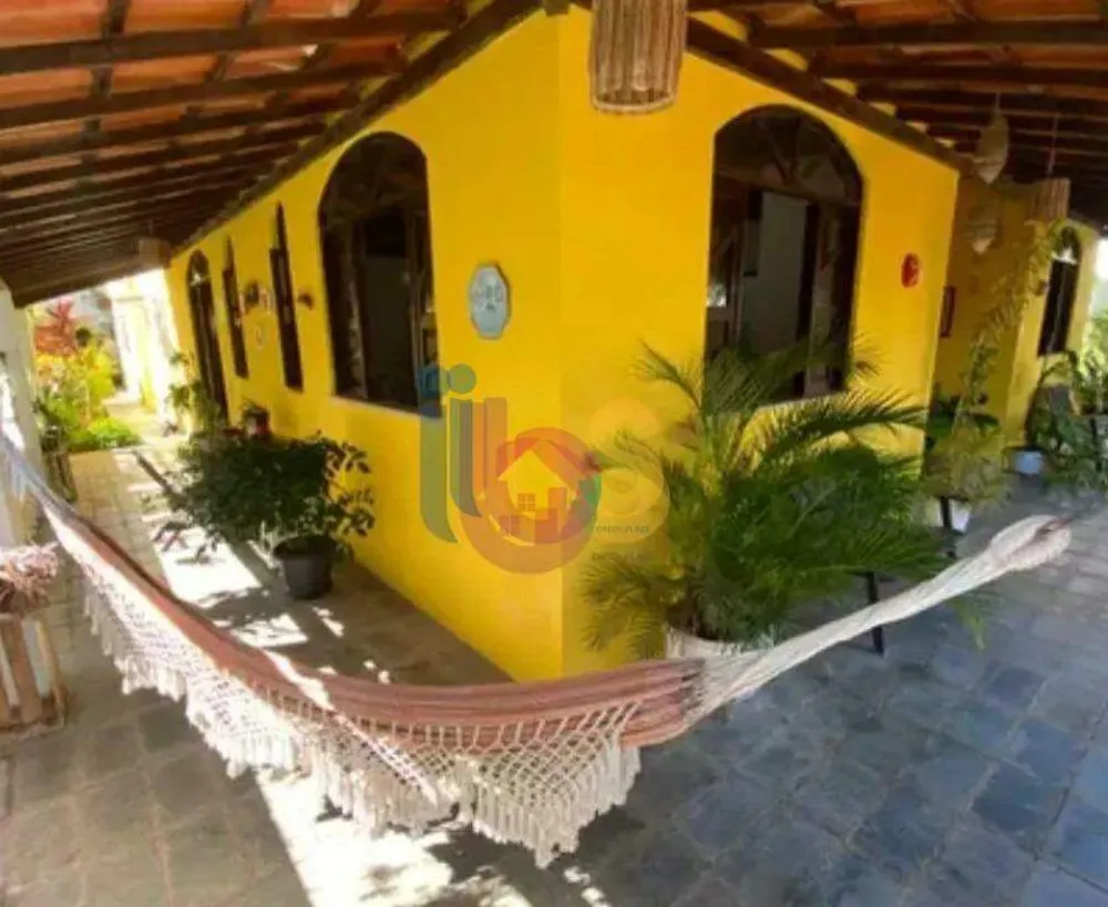 Casa, 5 quartos, 137 m² - Foto 2