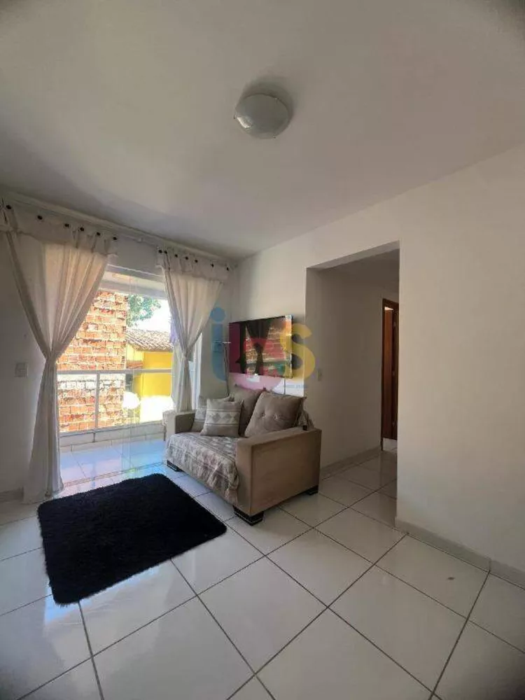 Apartamento à venda com 2 quartos, 65m² - Foto 2