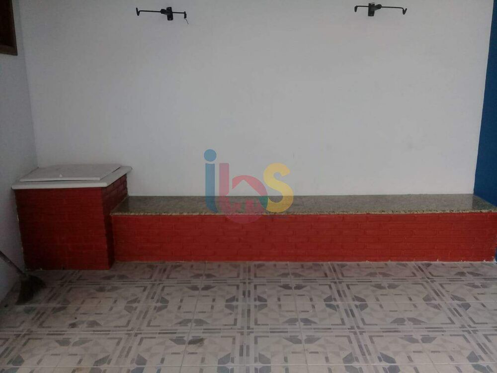 Casa à venda com 3 quartos, 100m² - Foto 3