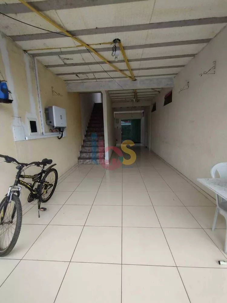 Casa Comercial à venda com 3 quartos, 402m² - Foto 2