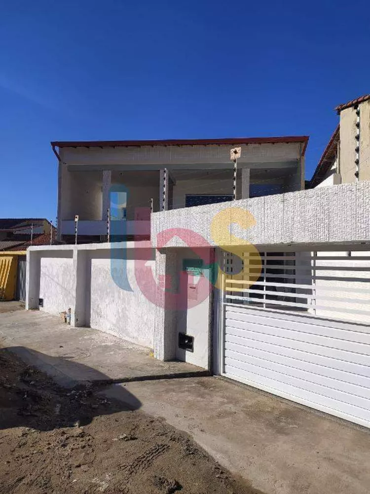 Casa à venda com 5 quartos, 268m² - Foto 2