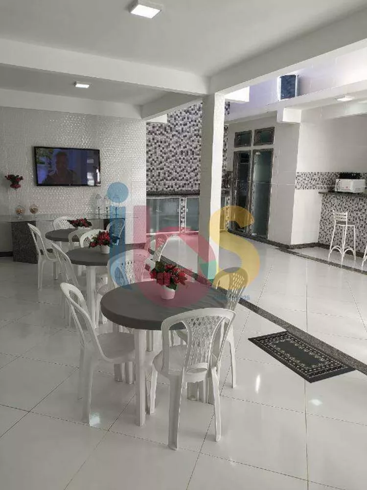 Casa à venda com 5 quartos, 268m² - Foto 1