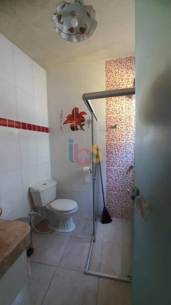Casa para alugar com 9 quartos, 288m² - Foto 1