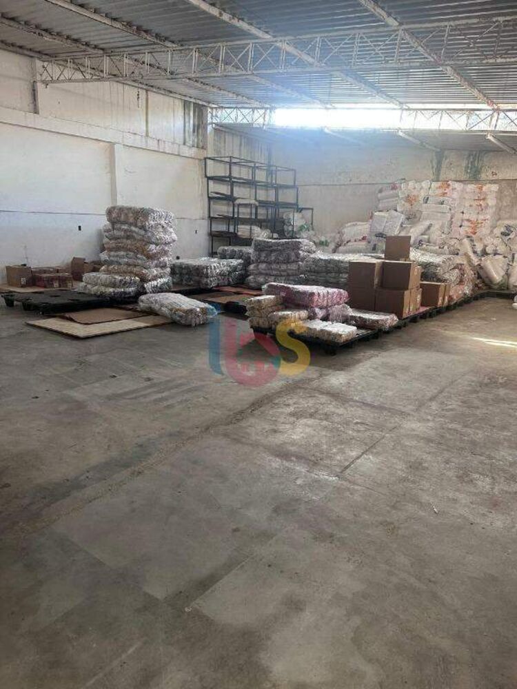 Loja-Salão, 400 m² - Foto 1