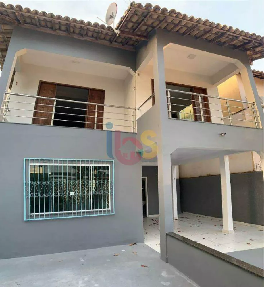 Casa à venda com 2 quartos, 230m² - Foto 1