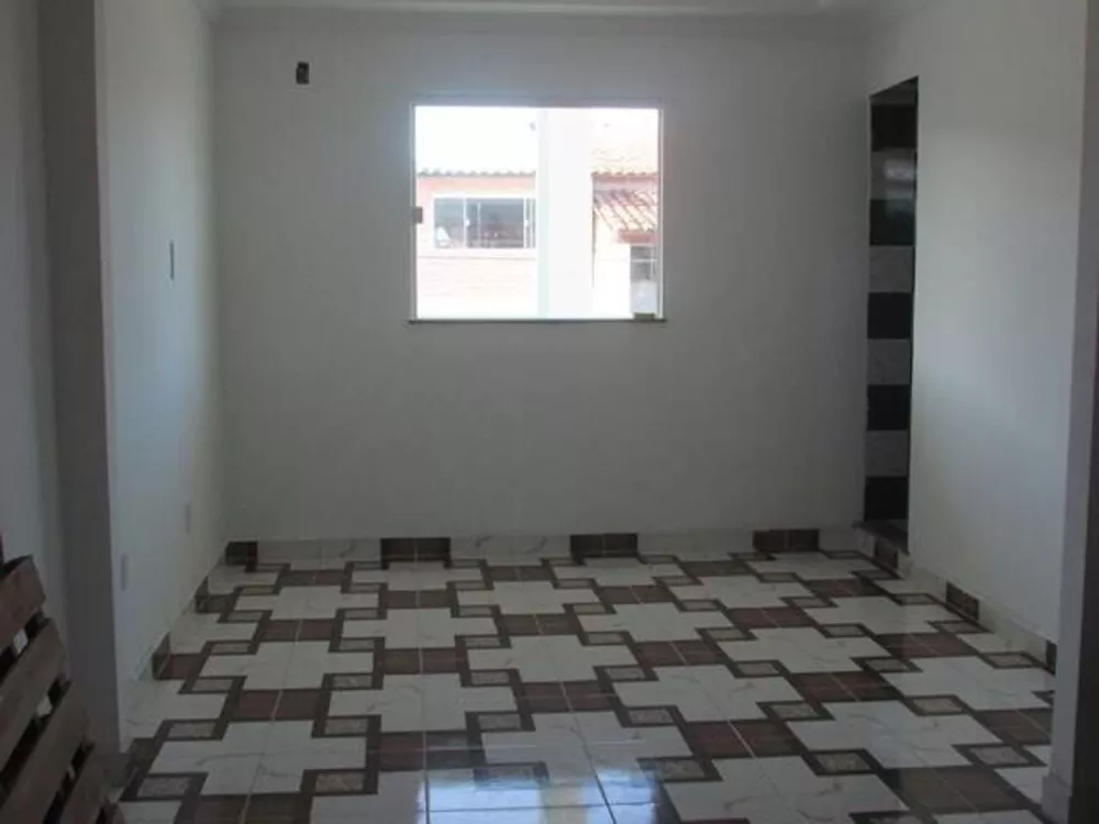 Casa à venda com 6 quartos, 300m² - Foto 8